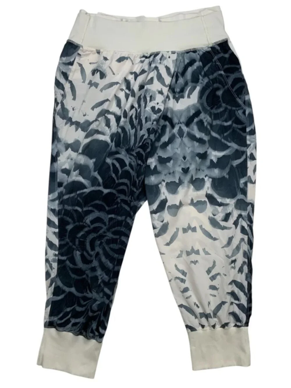lululemon athletica this lululemon